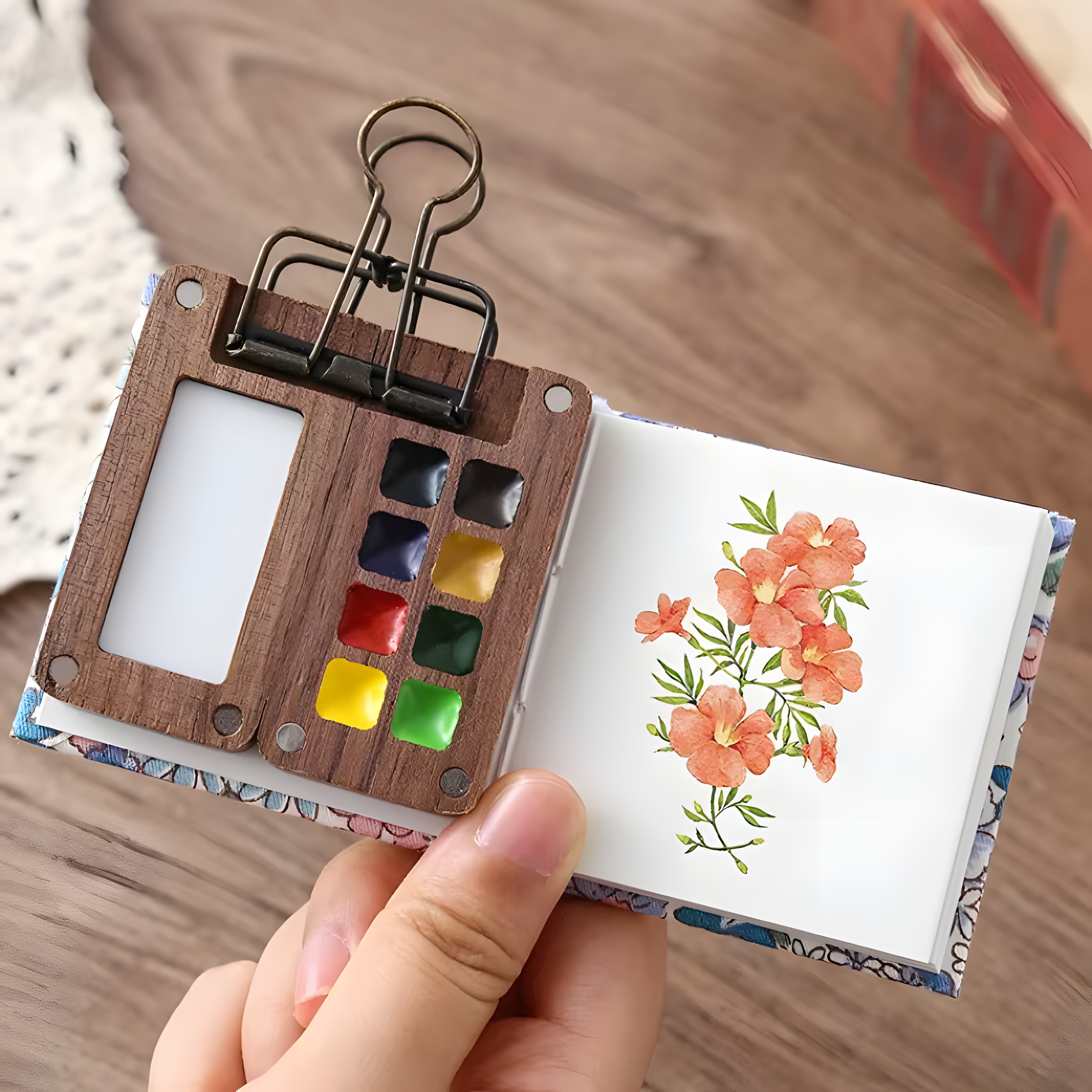 PiccoloPalette™ – Redefining Portable Painting for Artists on the Move